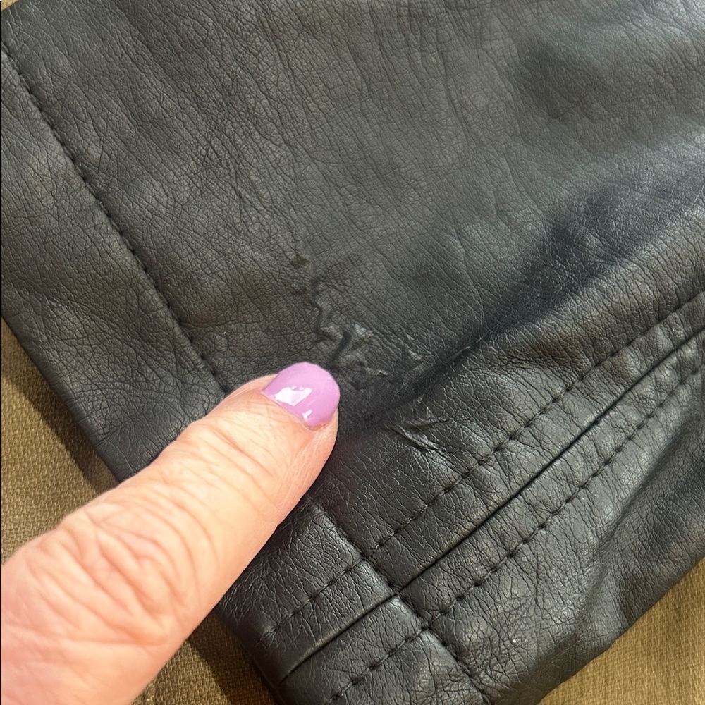 Olive & Black Utility Jacket - women - Picture 5 of 14